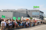 Protest mieszka�c�w „Do�� smrodu z Valeo”