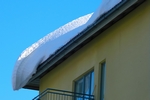 Obowizek usuwania niegu zalegajcego na dachach